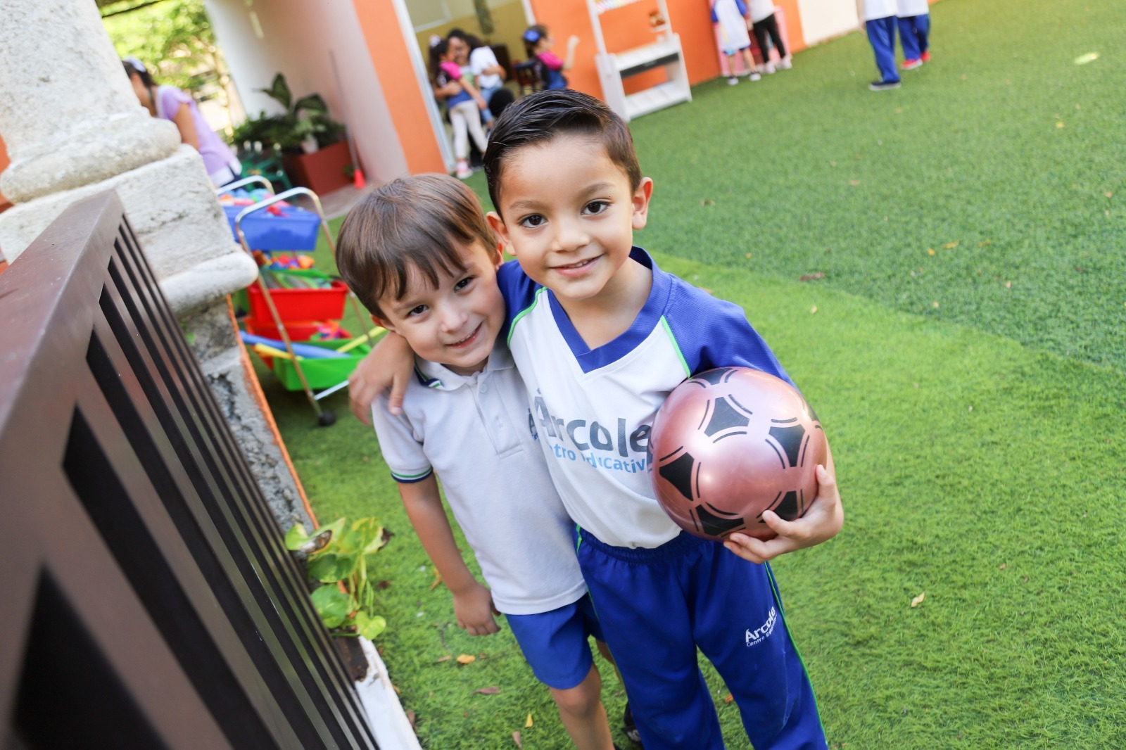 cómo enseñar inteligencia emocional a los niños